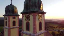 fotos_drohne/zv_St_Maergen-Kloster_Kirche_2.jpg